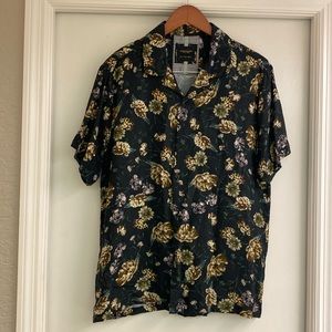 Denim & Flower men’s floral dress shirt. Size Large.